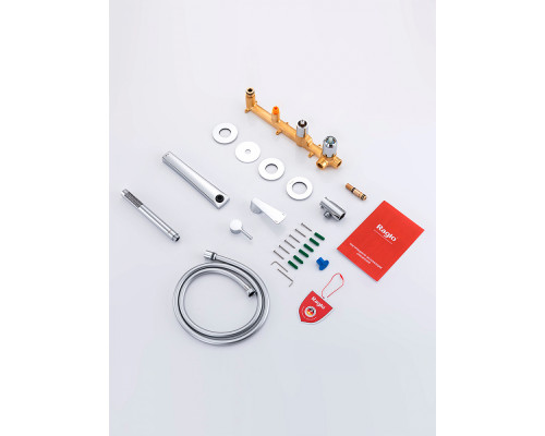 Смеситель Raglo R07.32 для ванны и душа встраиваемый излив монолитный 20 см, хром