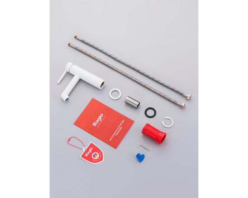 Смеситель Raglo R20.10.08 для раковины монолитный, белый