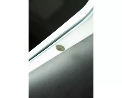 Зеркало с встроенным светильником и кнопочным выключателем BelBagno SPC-GRT-900-800-LED-BTN