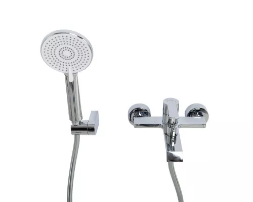 Смеситель для ванны и душа в комплекте с ручным душем, шлангом и держателем BelBagno AURORA-VASM-CRM