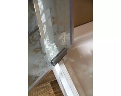 Заказать Душевая дверь распашная Cezares Rosa 80 см ROSA-BA-1-80-RO-Bi в магазине сантехники Santeh-Crystal.ru