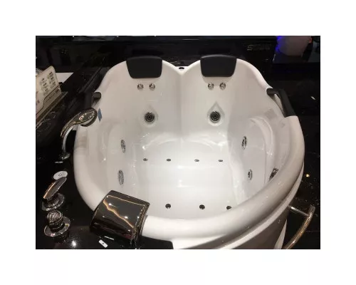 Купить Акриловая гидромассажная ванна 180х120 см SSWW A304R BH168H в магазине сантехники Santeh-Crystal.ru