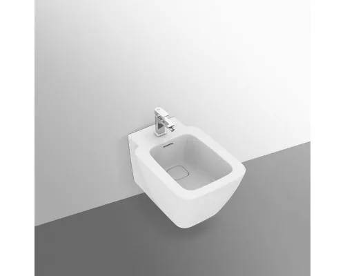 Купить Биде Ideal Standard Strada II T297101 подвесное Euro White в магазине сантехники Santeh-Crystal.ru
