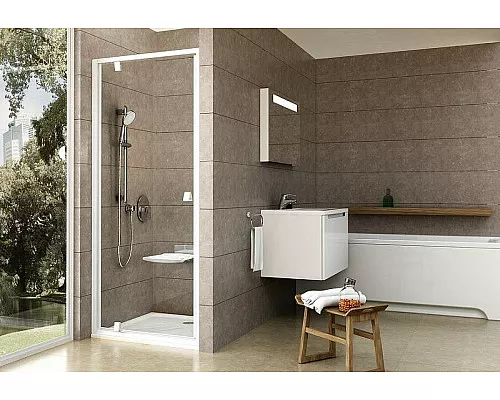 Купить Душевая дверь Ravak Pivot PDOP1-90 03G70101Z1 профиль Белый ручка Белая стекло Transparent в магазине сантехники Santeh-Crystal.ru