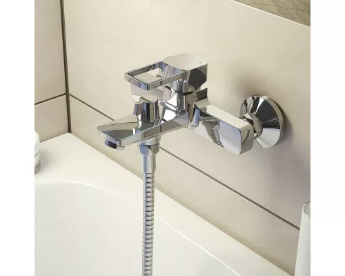 Заказать Смеситель для ванны Iddis Bild BILSB00i02WA Хром в магазине сантехники Santeh-Crystal.ru