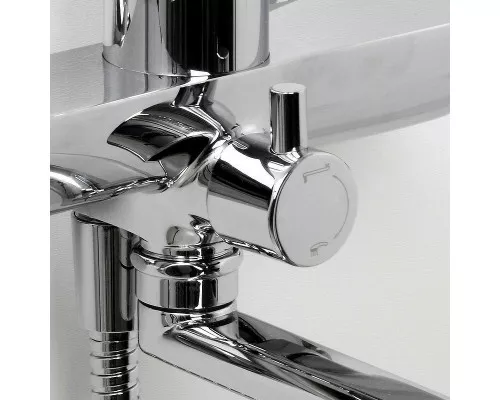 Купить Смеситель для ванны WasserKRAFT Lippe 4502L универсальный Хром в магазине сантехники Santeh-Crystal.ru