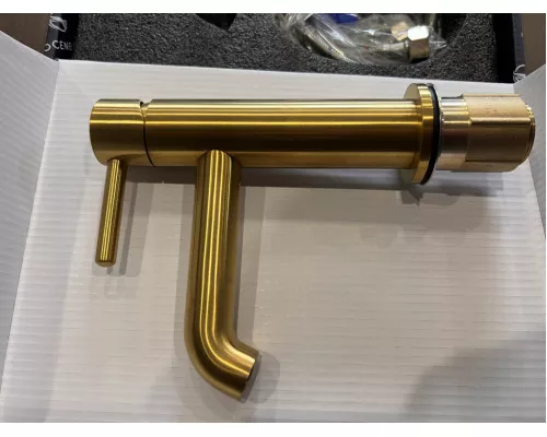 Смеситель для раковины стандартный Grocenberg GB2099GL золотой брашированный