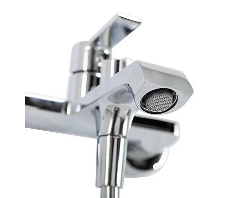 Смеситель для ванны и душа в комплекте с ручным душем, шлангом и держателем BelBagno AURORA-VASM-CRM