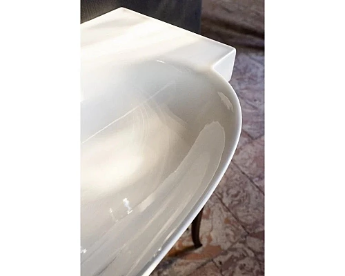 Купить Раковина 80х48 см Laufen New Classic 8.1385.5.400.104.1 в магазине сантехники Santeh-Crystal.ru