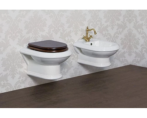 Купить Сидение деревянное орех с механизмом Soft Close петли золото Cezares King Palace CZR-T-163-W-S-G в магазине сантехники Santeh-Crystal.ru