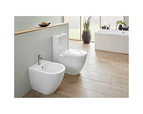 Купить Чаша напольного безободкового унитаза Villeroy & Boch Subway 2.0 5617R001 в магазине сантехники Santeh-Crystal.ru