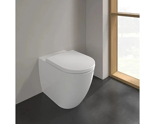 Купить Приставной безободковый унитаз Villeroy & Boch Subway 3.0 4671T0R1 в магазине сантехники Santeh-Crystal.ru