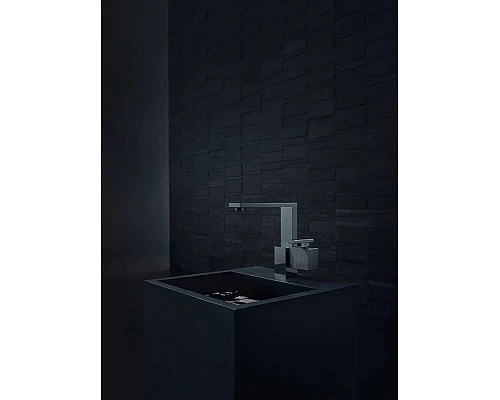 Заказать Смеситель для раковины с донным клапаном Axor Edge 46021000 в магазине сантехники Santeh-Crystal.ru