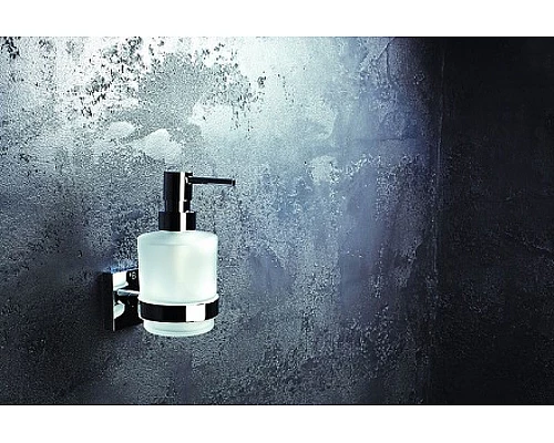 Приобрести Дозатор для жидкого мыла Bemeta Beta 132109102 Хром в магазине сантехники Santeh-Crystal.ru