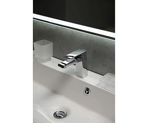 Купить Зеркало BelBagno SPC-MAR 120 с кнопочным выключателем с подсветкой в магазине сантехники Santeh-Crystal.ru