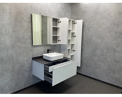 Купить Зеркало со шкафом Comforty Милан 90 00004137130 Белый глянец в магазине сантехники Santeh-Crystal.ru