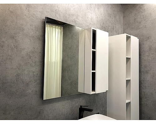 Купить Зеркало со шкафом Comforty Милан 90 00004137130 Белый глянец в магазине сантехники Santeh-Crystal.ru