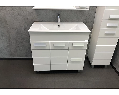 Заказать Тумба с раковиной Comforty Модена М-90 00-00001644 Белая матовая в магазине сантехники Santeh-Crystal.ru