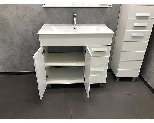 Заказать Тумба с раковиной Comforty Модена М-90 00-00001644 Белая матовая в магазине сантехники Santeh-Crystal.ru