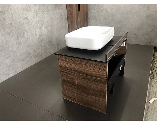 Заказать Тумба с раковиной Comforty Штутгарт 75 00-00001884 подвесная Дуб темно-коричневый Черная столешница в магазине сантехники Santeh-Crystal.ru