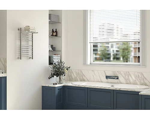 Купить Водяной полотенцесушитель Сунержа Богема+ 600х500 00-0223-6050 с полкой Хром в магазине сантехники Santeh-Crystal.ru