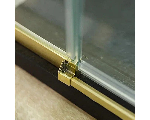 Приобрести Душевой уголок Cezares Bellagio 140x100 BELLAGIO-AH-1-140/100-C-BORO профиль Золото брашированное стекло прозрачное в магазине сантехники Santeh-Crystal.ru
