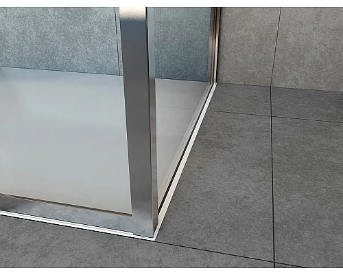 Приобрести Душевой уголок Vincea Garda 180x80 VSR-1G28018CH профиль Хром стекло шиншилла в магазине сантехники Santeh-Crystal.ru