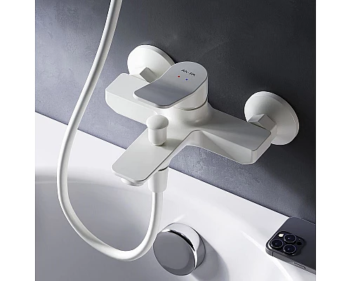 Приобрести Смеситель для ванны AM.PM X-Joy F85A10033 Белый в магазине сантехники Santeh-Crystal.ru