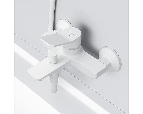 Приобрести Смеситель для ванны AM.PM X-Joy F85A10033 Белый в магазине сантехники Santeh-Crystal.ru