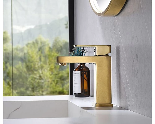 Приобрести Смеситель для раковины Abber Daheim AF8210G Золото матовое в магазине сантехники Santeh-Crystal.ru