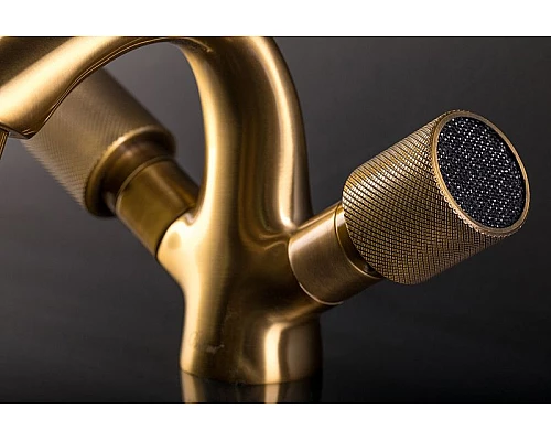 Приобрести Смеситель для раковины Boheme Royal Cristal 311-Royal/CRSTBlack Бронза в магазине сантехники Santeh-Crystal.ru