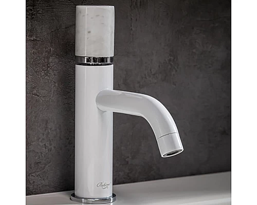 Купить Смеситель для раковины Boheme Stick 121-W-MR-WHITE Белый в магазине сантехники Santeh-Crystal.ru