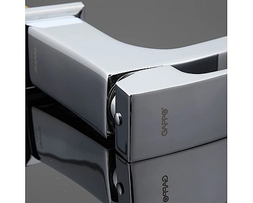 Купить Смеситель для раковины Gappo G07 G1207 с гигиеническим душем Хром в магазине сантехники Santeh-Crystal.ru
