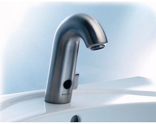 Купить Смеситель для раковины Geberit HyTronic 115.722.21.1 Хром в магазине сантехники Santeh-Crystal.ru