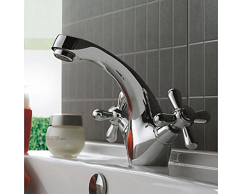 Купить Смеситель для раковины Haiba HB1025 Хром в магазине сантехники Santeh-Crystal.ru