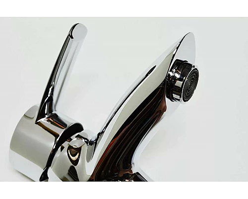 Приобрести Смеситель для раковины Lemark Atlantiss LM3206C Хром в магазине сантехники Santeh-Crystal.ru