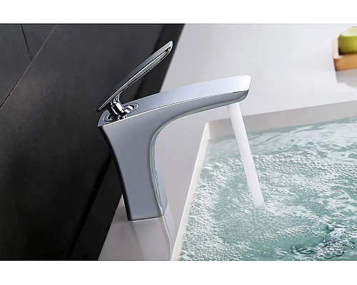 Заказать Смеситель для раковины Lemark Bellario LM6806C Хром в магазине сантехники Santeh-Crystal.ru