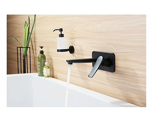 Заказать Смеситель для раковины Lemark Bronx LM3726BL Черный в магазине сантехники Santeh-Crystal.ru