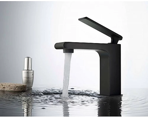 Приобрести Смеситель для раковины Timo Anni 2761/03F Черный в магазине сантехники Santeh-Crystal.ru