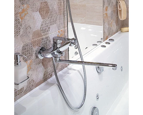 Приобрести Смеситель для ванны WasserKRAFT Dinkel 5802L универсальный Хром в магазине сантехники Santeh-Crystal.ru