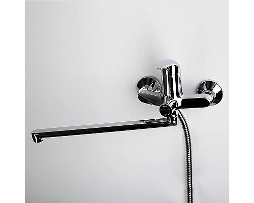 Приобрести Смеситель для ванны WasserKRAFT Isen 2602L универсальный Хром в магазине сантехники Santeh-Crystal.ru