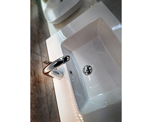 Смеситель для раковины AltroBagno Squalo 0106 Cr